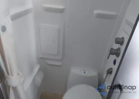 2020 Mercedes-Benz Sprinter 2500 Standard Roof V6 из США, поврежденный, VIN W1W4EBVY2LT033408